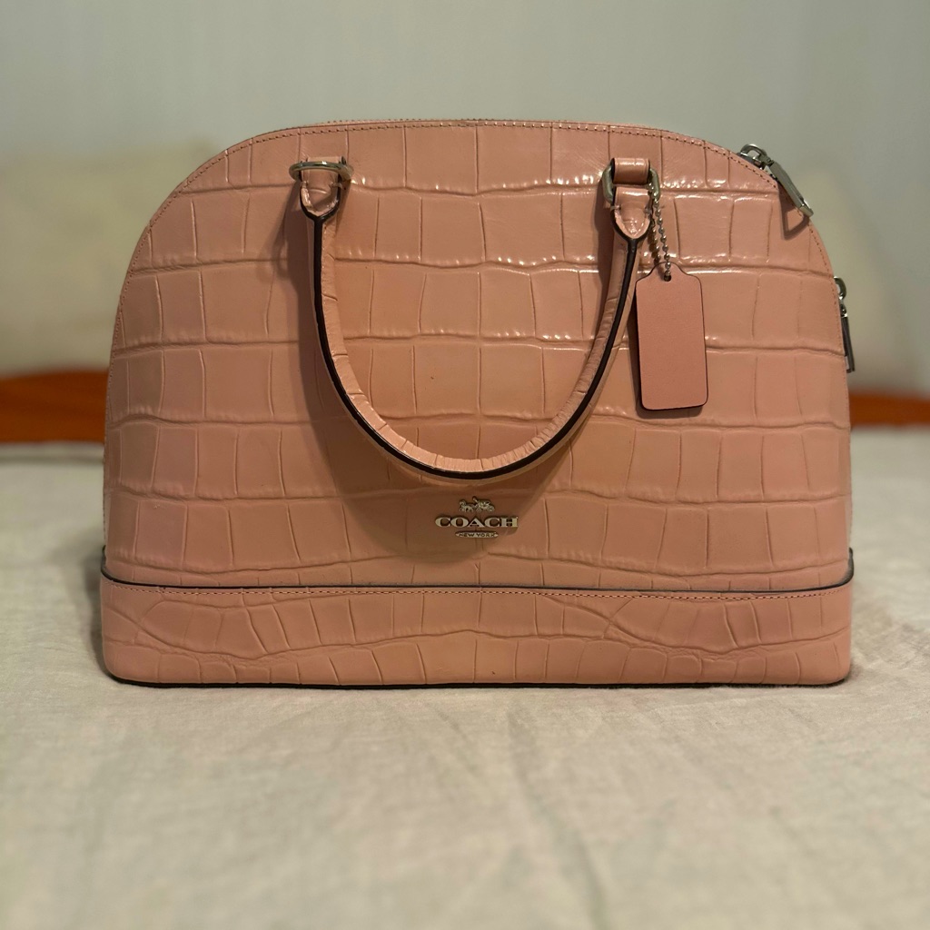Never Used Coach Bag I Bought It And Never Had Use For It So Finally Selling It